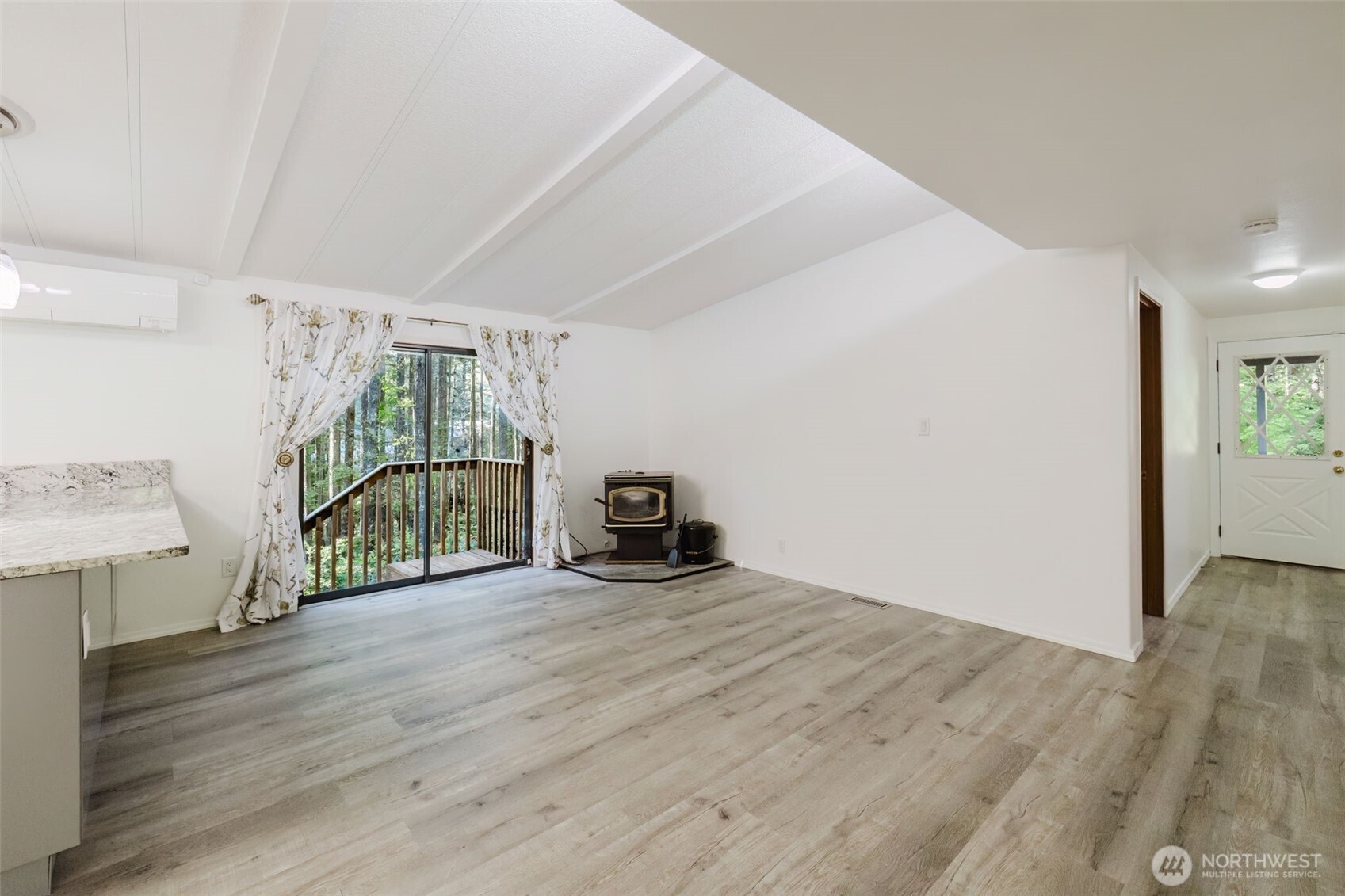 7844 Square Lake Road Southwest Port Orchard, WA 98367 - Photo 11 of 40 Gallery Image 11
