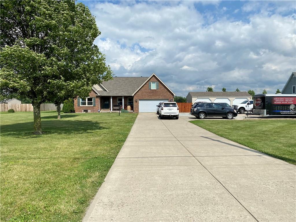 8624 North Mechanicsburg Road Middletown, IN 47356 - Photo 1 of 40