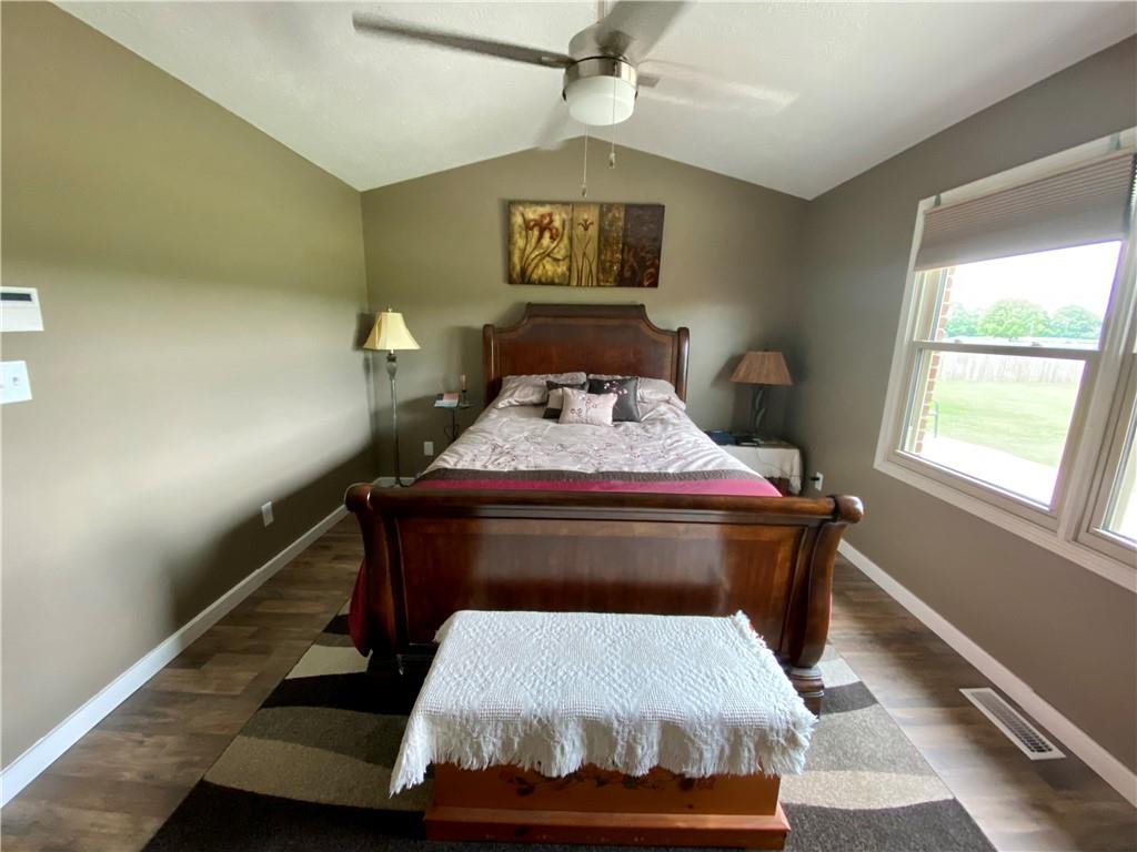8624 North Mechanicsburg Road Middletown, IN 47356 - Photo 14 of 40