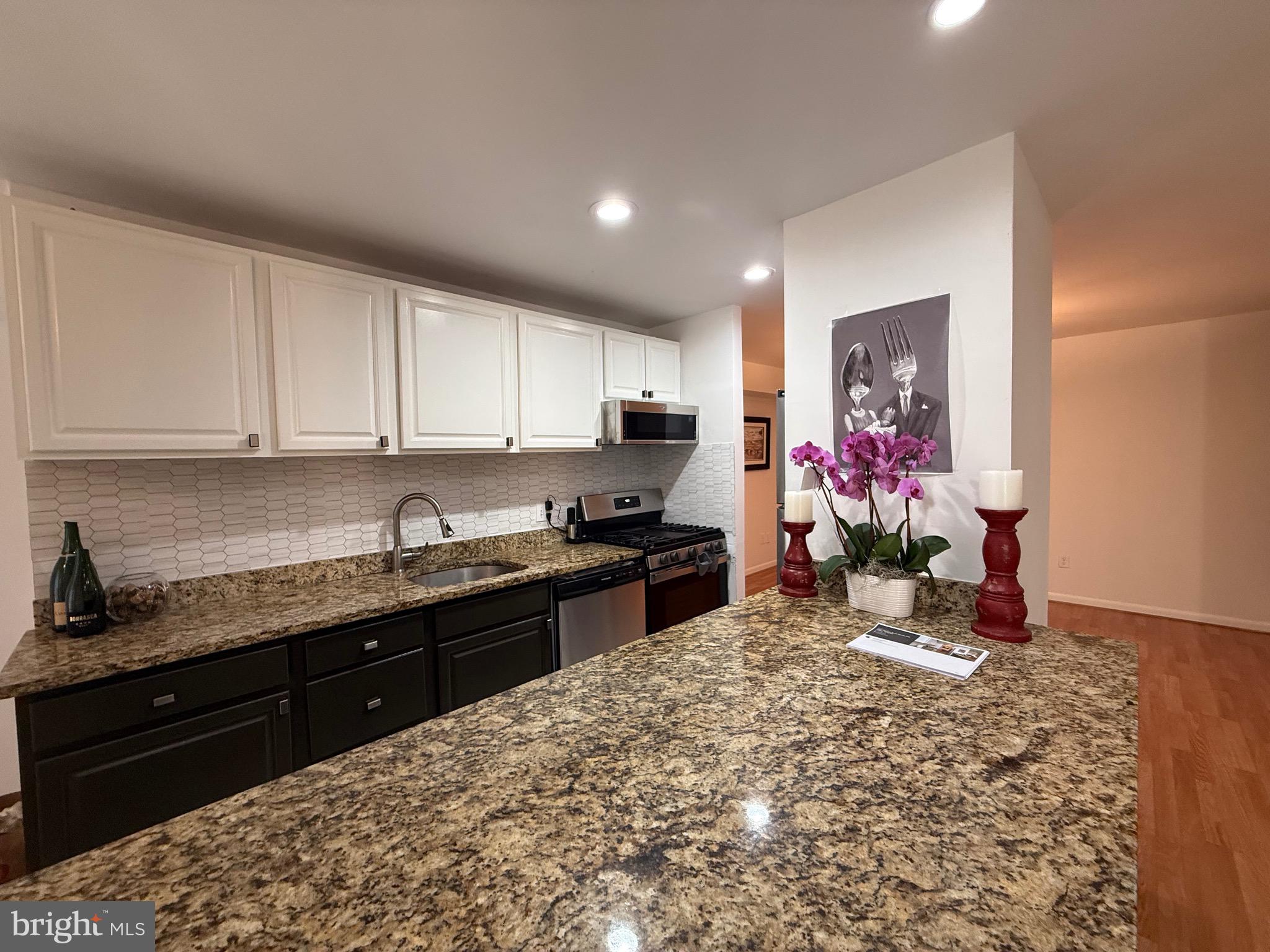 11212 Chestnut Grove Square, Unit 115 Reston, VA 20190 - Photo 11 of 25