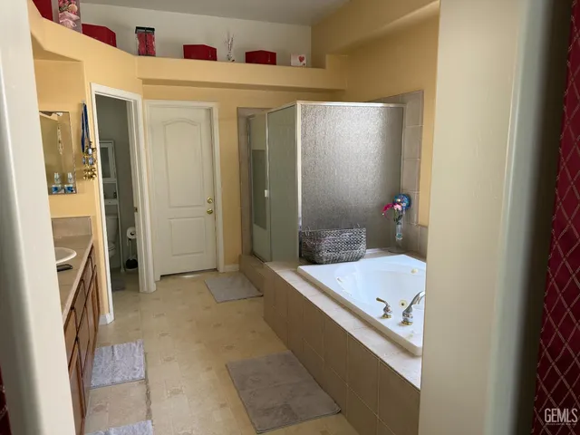 $625,000 | Undisclosed Address, Bakersfield, CA 93312