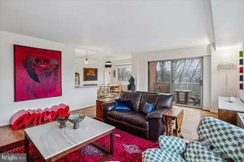 $674,900 | 5100 Dorset Avenue, Unit 505, Chevy Chase, MD 20815