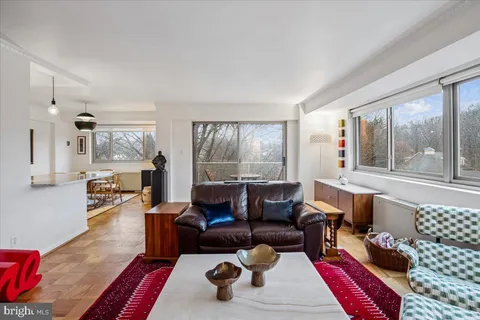 $674,900 | 5100 Dorset Avenue, Unit 505, Chevy Chase, MD 20815