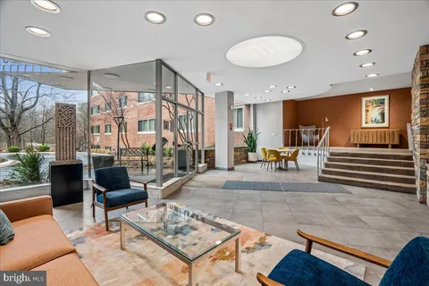 $674,900 | 5100 Dorset Avenue, Unit 505, Chevy Chase, MD 20815