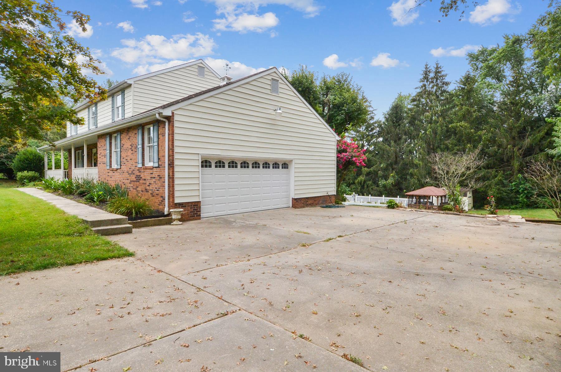 3208 Hunt Road Fallston, MD 21047 - Photo 2 of 44 Side View to Attached 2 Car Garage
