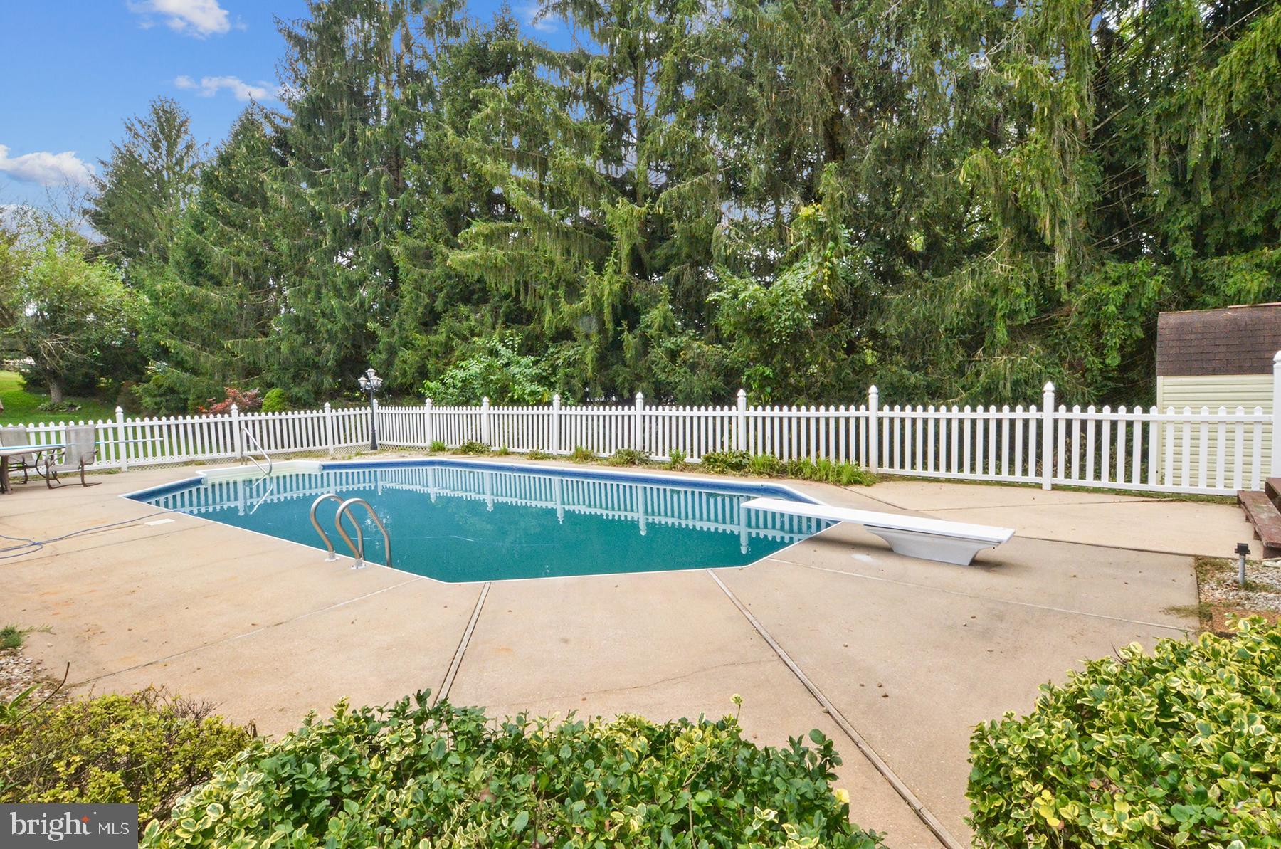 3208 Hunt Road Fallston, MD 21047 - Photo 5 of 44 Inground Pool