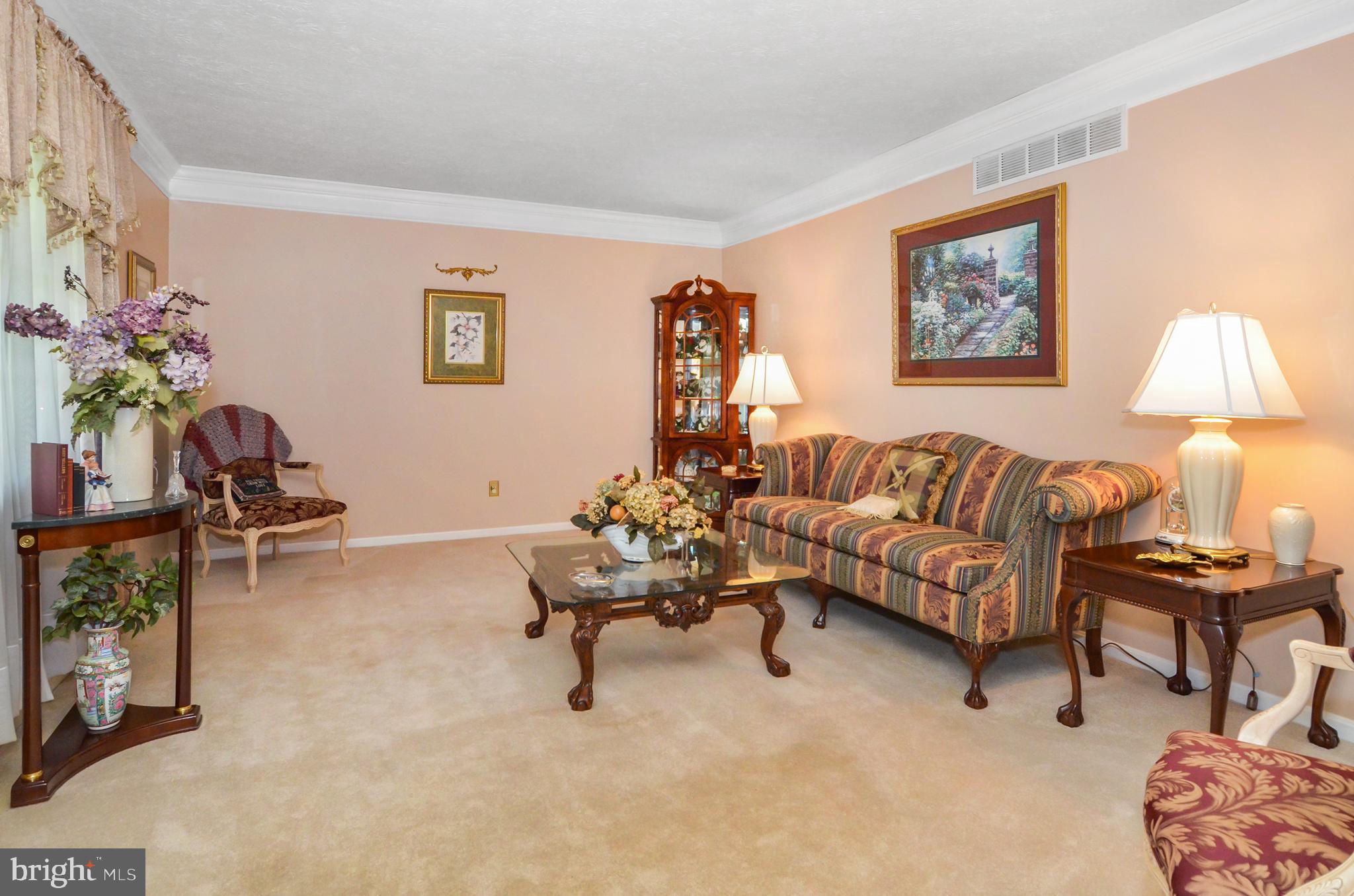 3208 Hunt Road Fallston, MD 21047 - Photo 6 of 44 Living Room