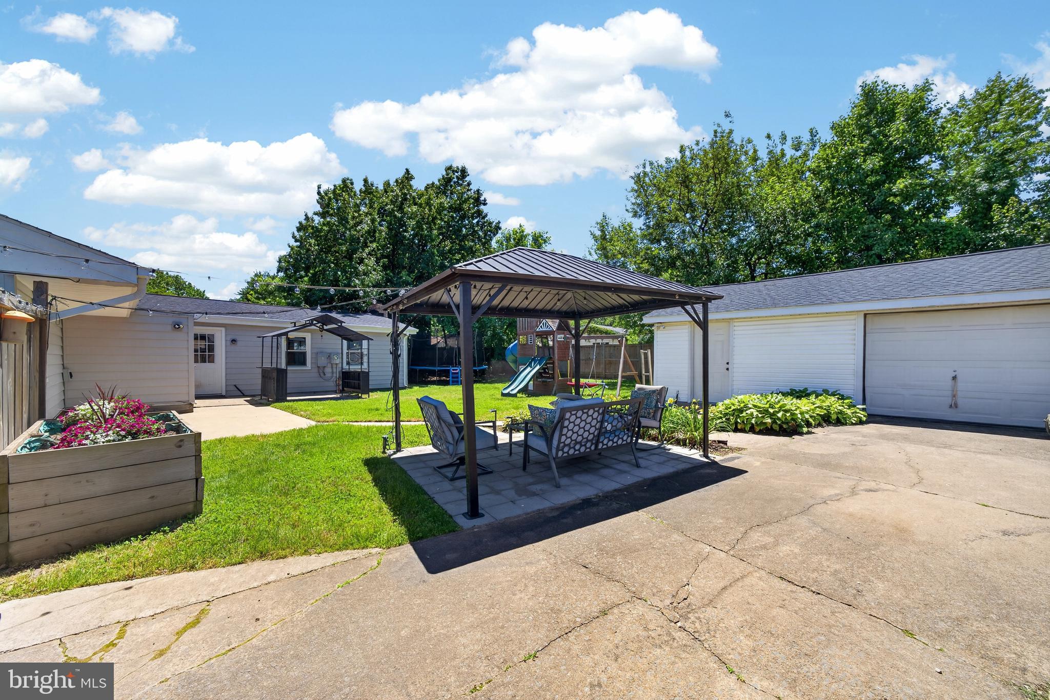 1023 South Hoga Road Sterling, VA 20164 - Photo 27 of 39