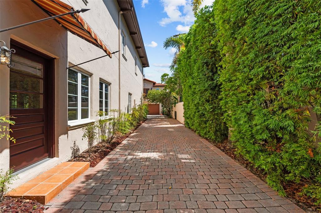 4803 West Woodmere Road Tampa, FL 33609 - Photo 65 of 69 Gallery Image 65