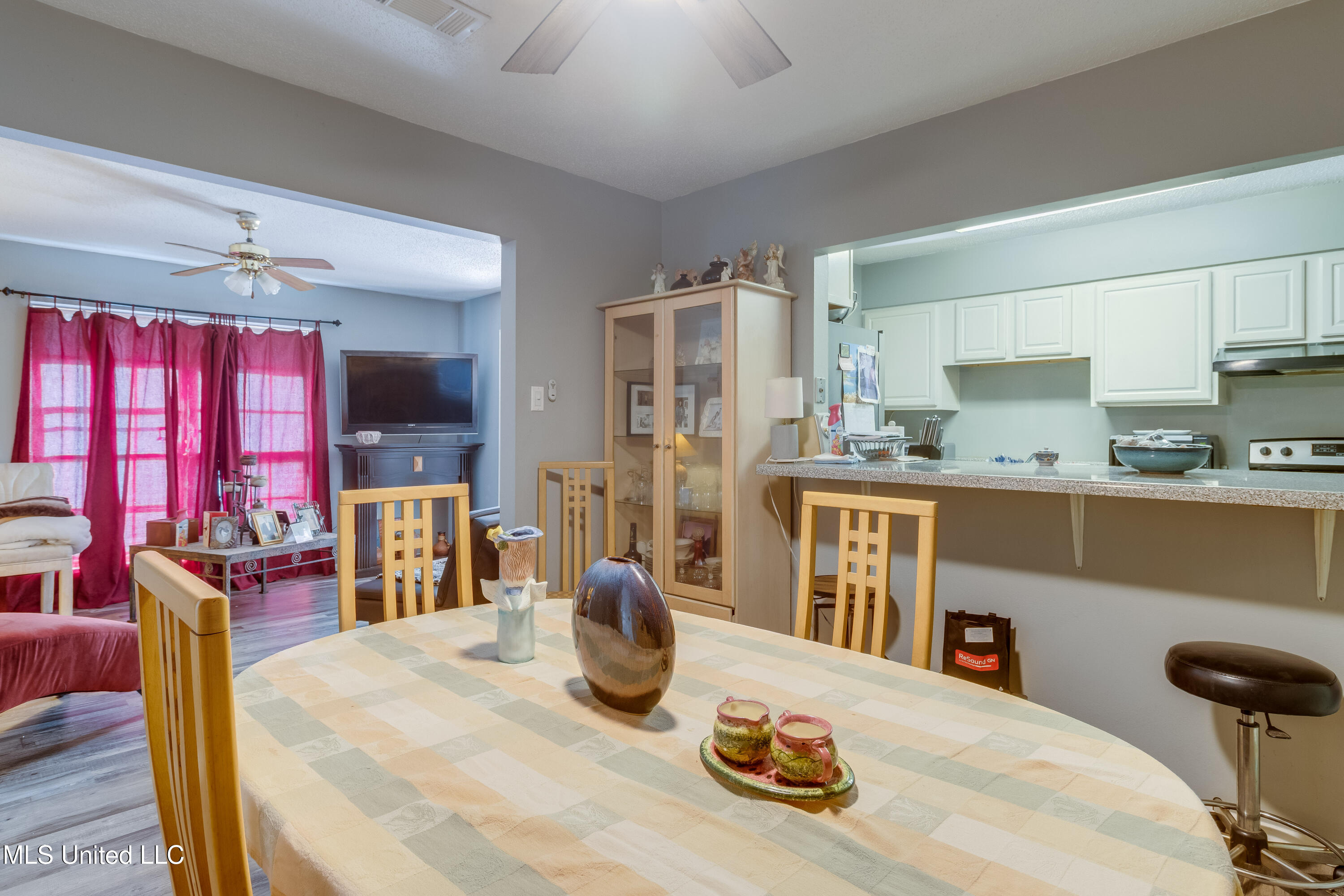 15820 Big Ridge Road Biloxi, MS 39532 - Photo 5 of 16 Dining Room Continued