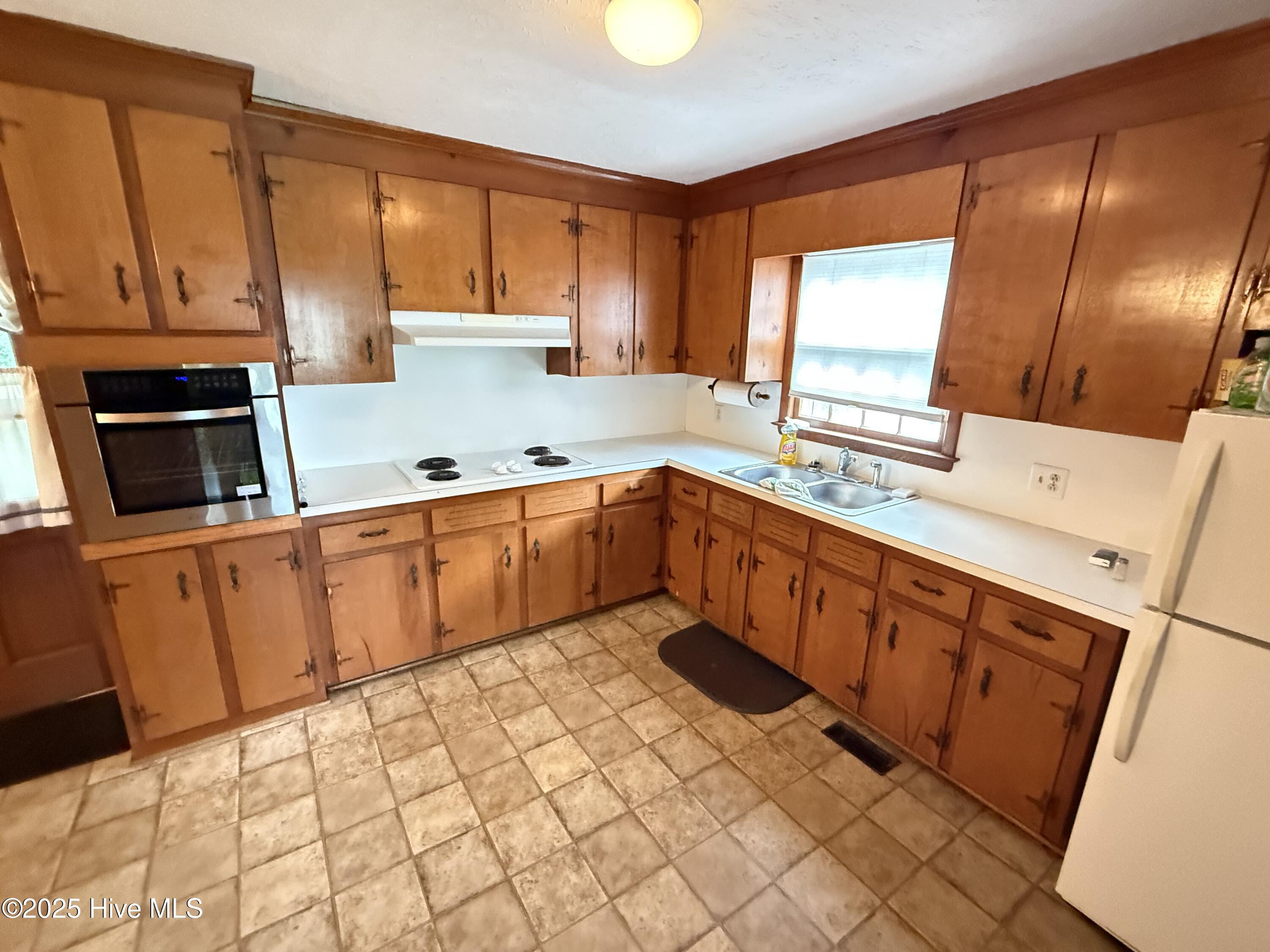 114 Dale Road Mount Olive, NC 28365 - Photo 3 of 15 IMG_3233