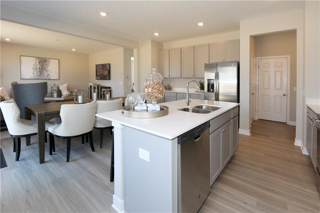 9457 Crossfield Road Avon, IN 46123 - Photo 13 of 24