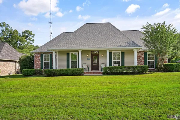 $499,900 | 8858 Myrtle Hill Drive, St. Francisville, LA 70775