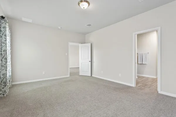 $2,200 | 2072 Port Ellen Drive, Round Rock, TX 78664