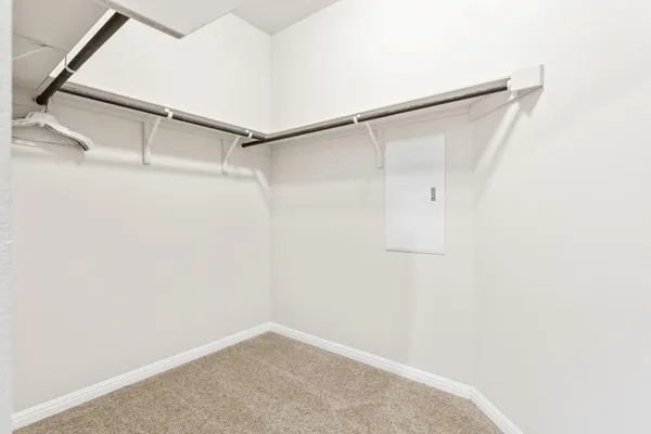 $2,200 | 2072 Port Ellen Drive, Round Rock, TX 78664