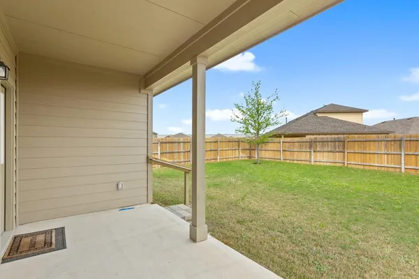 $2,200 | 2072 Port Ellen Drive, Round Rock, TX 78664