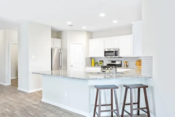 $2,200 | 2072 Port Ellen Drive, Round Rock, TX 78664