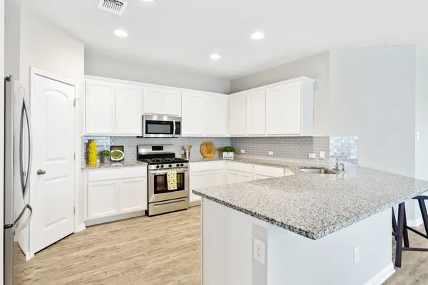 $2,200 | 2072 Port Ellen Drive, Round Rock, TX 78664