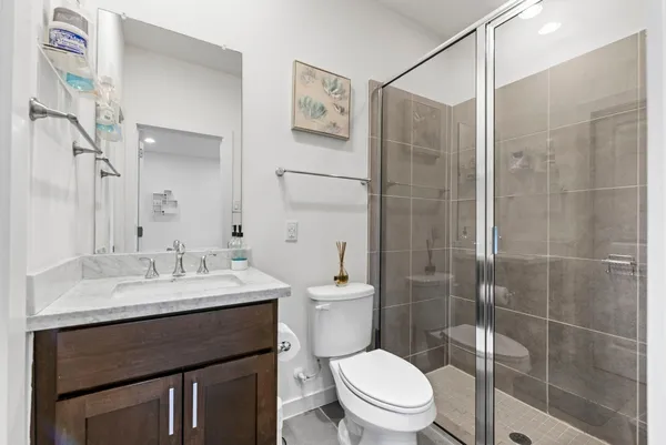 $3,295 | 1925 Shearn Street, Houston, TX 77007