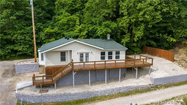 $429,000 | 26587 Lake Front Lane, Rocky Mount, MO 65072