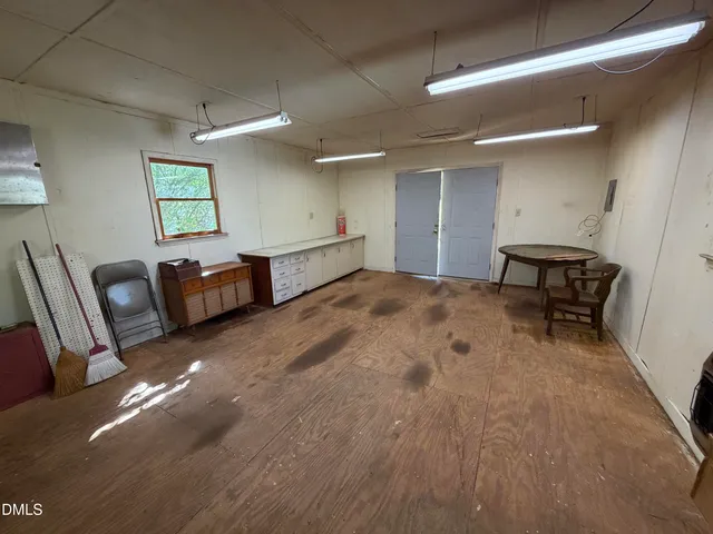 $299,000 | 2248 West 3rd Street, Siler City, NC 27344