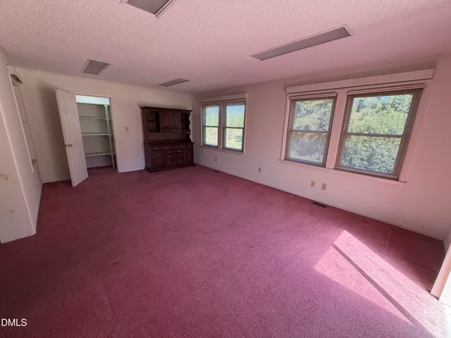 $299,000 | 2248 West 3rd Street, Siler City, NC 27344