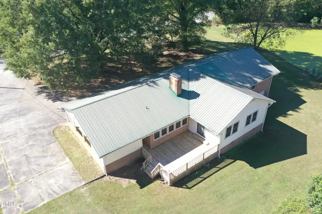 $299,000 | 2248 West 3rd Street, Siler City, NC 27344