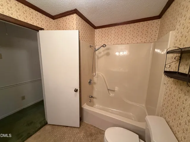 $299,000 | 2248 West 3rd Street, Siler City, NC 27344