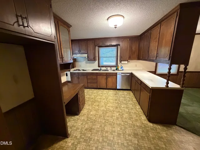 $299,000 | 2248 West 3rd Street, Siler City, NC 27344