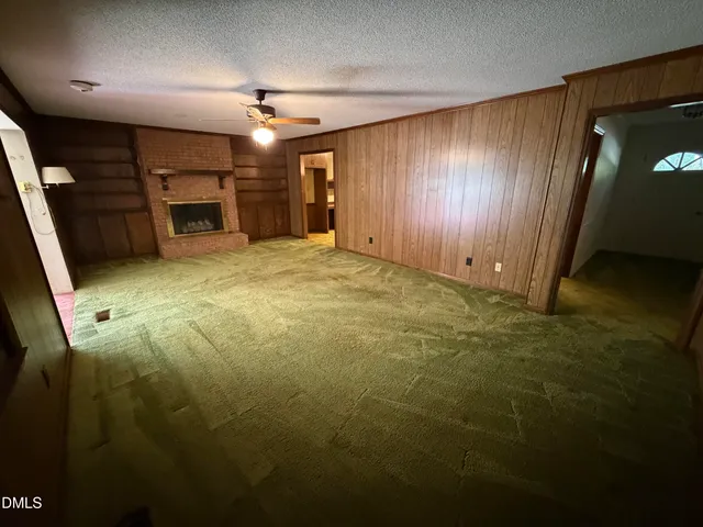 $299,000 | 2248 West 3rd Street, Siler City, NC 27344