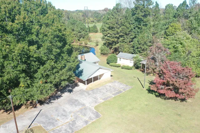 $299,000 | 2248 West 3rd Street, Siler City, NC 27344