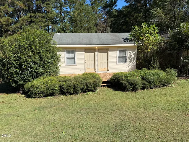 $299,000 | 2248 West 3rd Street, Siler City, NC 27344