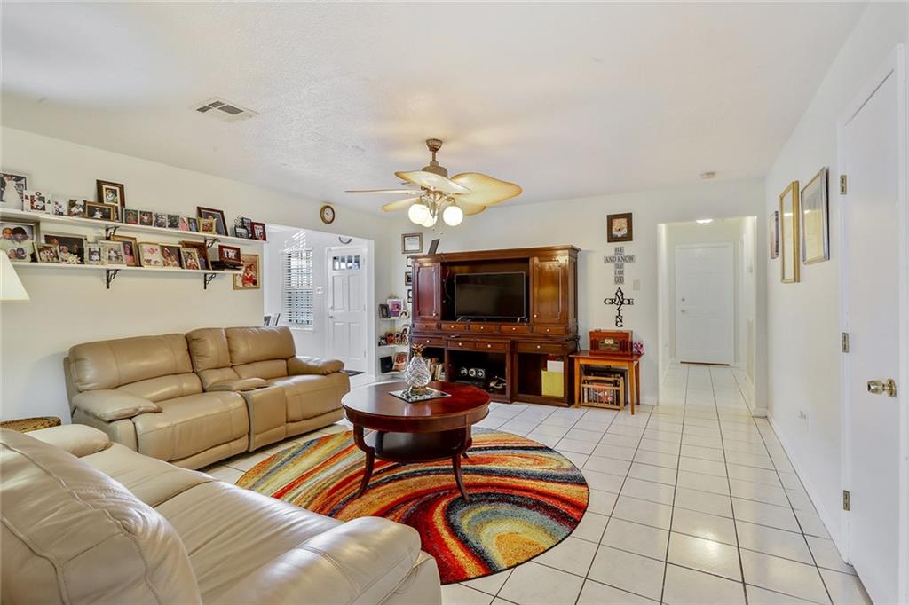6753 Morrison Road New Orleans, LA 70126 - Photo 6 of 16 Gallery Image 6