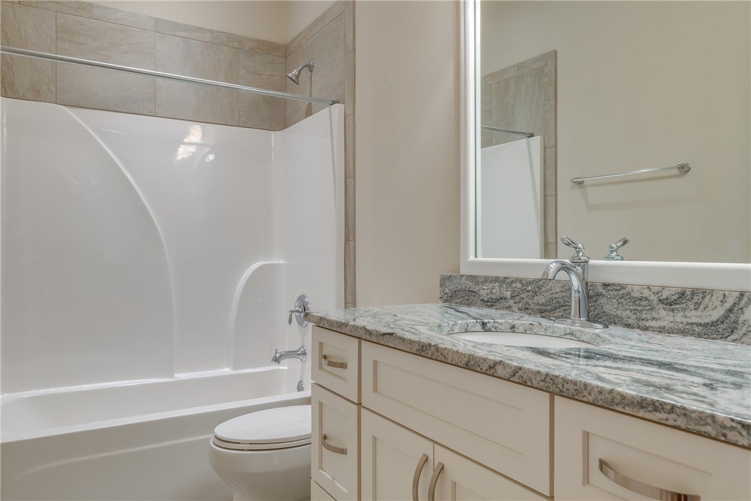 2813 Spring Lakes Crossing Opelika, AL 36801 - Photo 38 of 46 Gallery Image 38