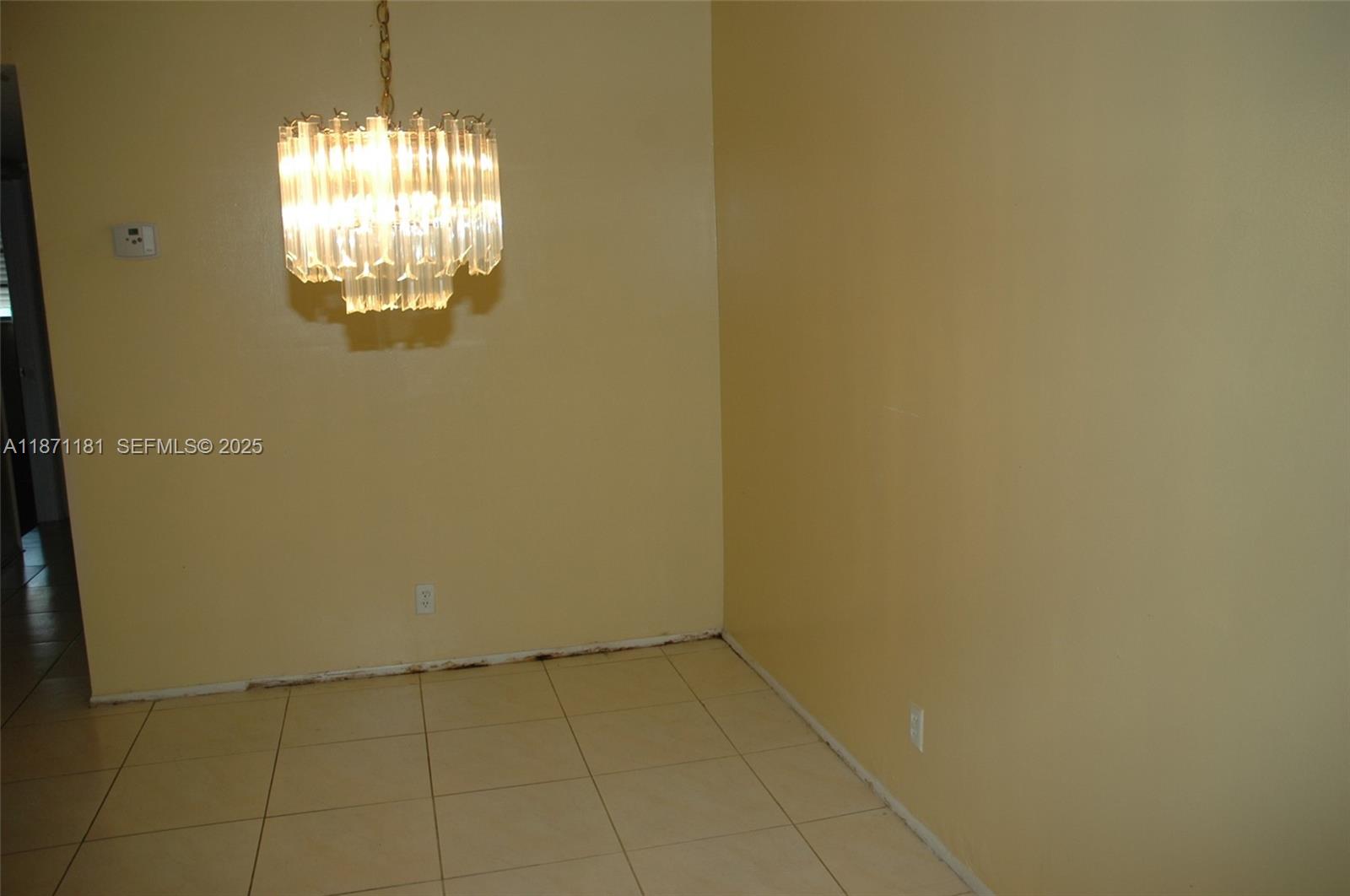 5300 Washington Street, Unit Q307 Hollywood, FL 33021 - Photo 8 of 21 a view of an empty room