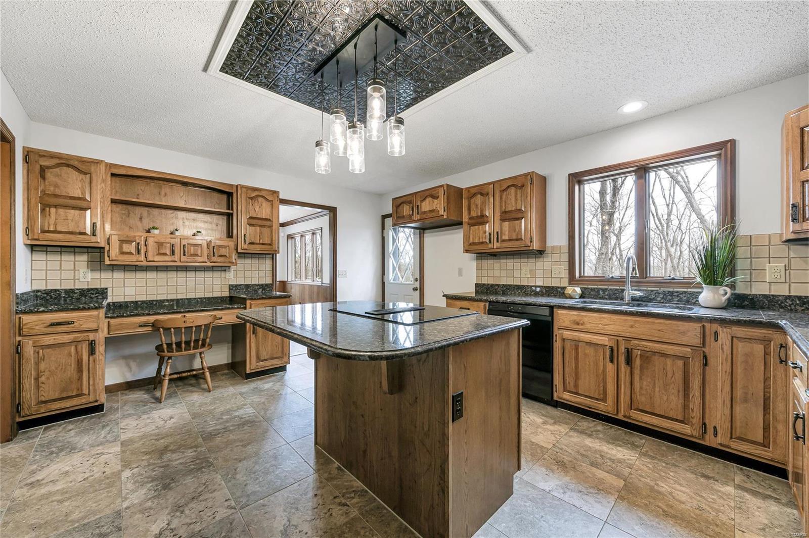 151 Callaway Ridge Drive Defiance, MO 63341 - Photo 6 of 34 Gallery Image 6