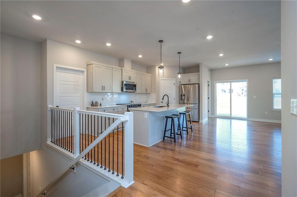 3212 Southwest Arboridge Drive Lee's Summit, MO 64082 - Photo 21 of 39