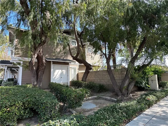 $859,000 | 406 East Center Street, Anaheim, CA 92805