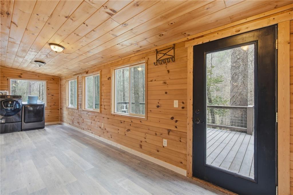 1780 Conasauga Road Ellijay, GA 30540 - Photo 23 of 43 a view of an empty room and a window