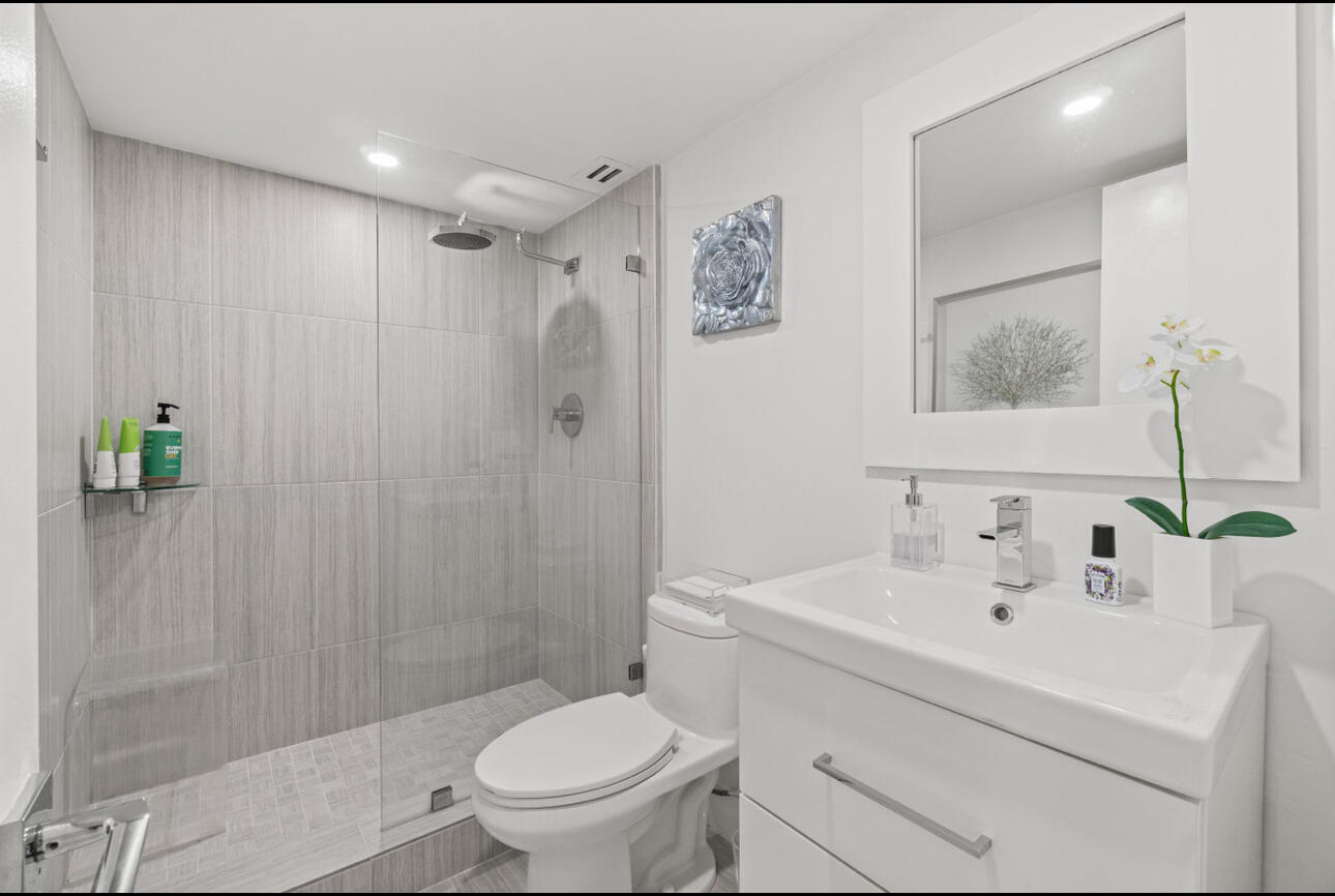 5500 Northwest 2nd Avenue, Unit 414 Boca Raton, FL 33487 - Photo 14 of 38 IMG_8455