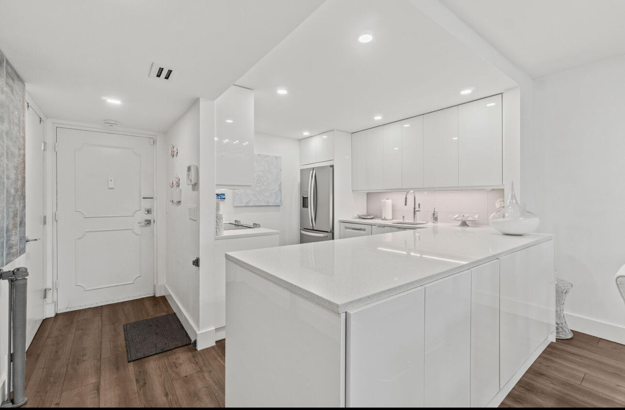 5500 Northwest 2nd Avenue, Unit 414 Boca Raton, FL 33487 - Photo 2 of 38 IMG_8442