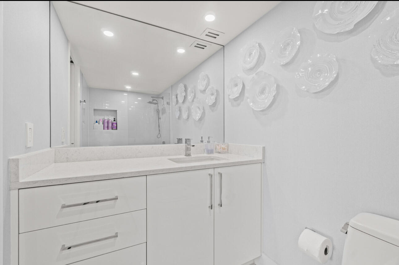 5500 Northwest 2nd Avenue, Unit 414 Boca Raton, FL 33487 - Photo 22 of 38 IMG_8463