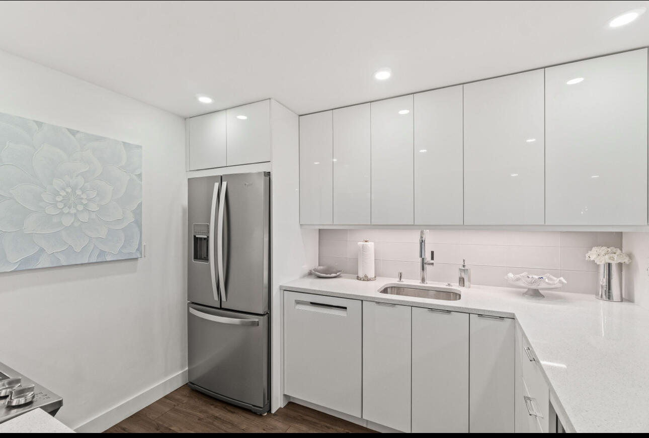 5500 Northwest 2nd Avenue, Unit 414 Boca Raton, FL 33487 - Photo 3 of 38 IMG_8443