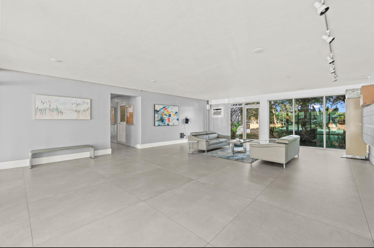 5500 Northwest 2nd Avenue, Unit 414 Boca Raton, FL 33487 - Photo 33 of 38 IMG_8477