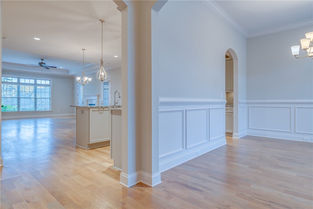 2813 Spring Lakes Crossing Opelika, AL 36801 - Photo 5 of 46 Gallery Image 5