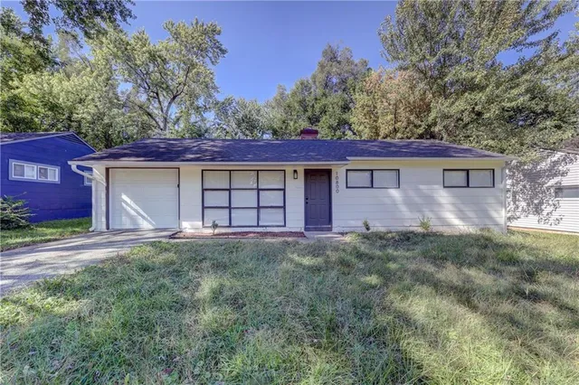 $165,000 | 10800 Ewing Avenue, Kansas City, MO 64134