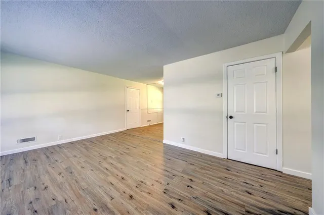 $165,000 | 10800 Ewing Avenue, Kansas City, MO 64134