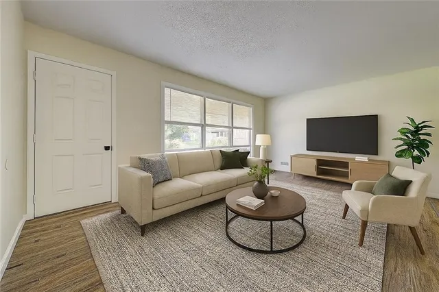 $165,000 | 10800 Ewing Avenue, Kansas City, MO 64134