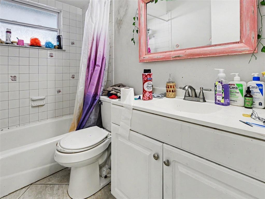 415 Oakmount Road Clearwater, FL 33765 - Photo 19 of 26