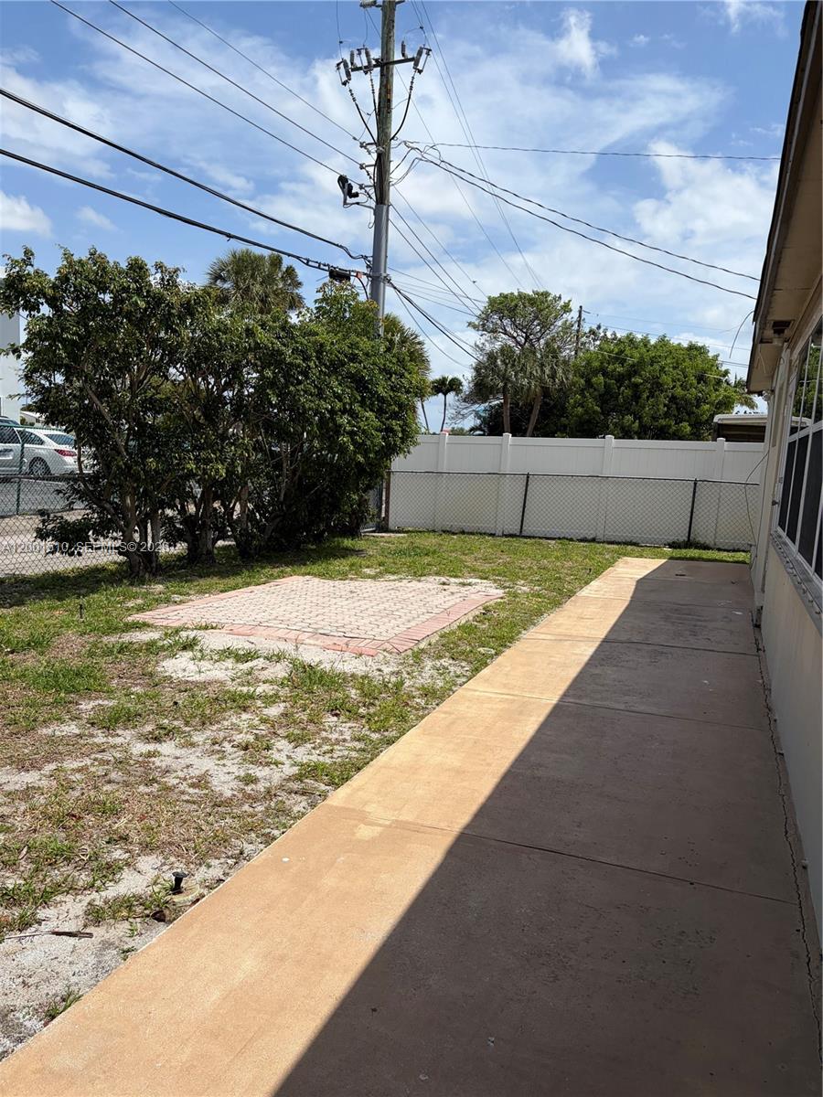 3205 Liberty Street Hollywood, FL 33021 - Photo 11 of 12 a view of a backyard
